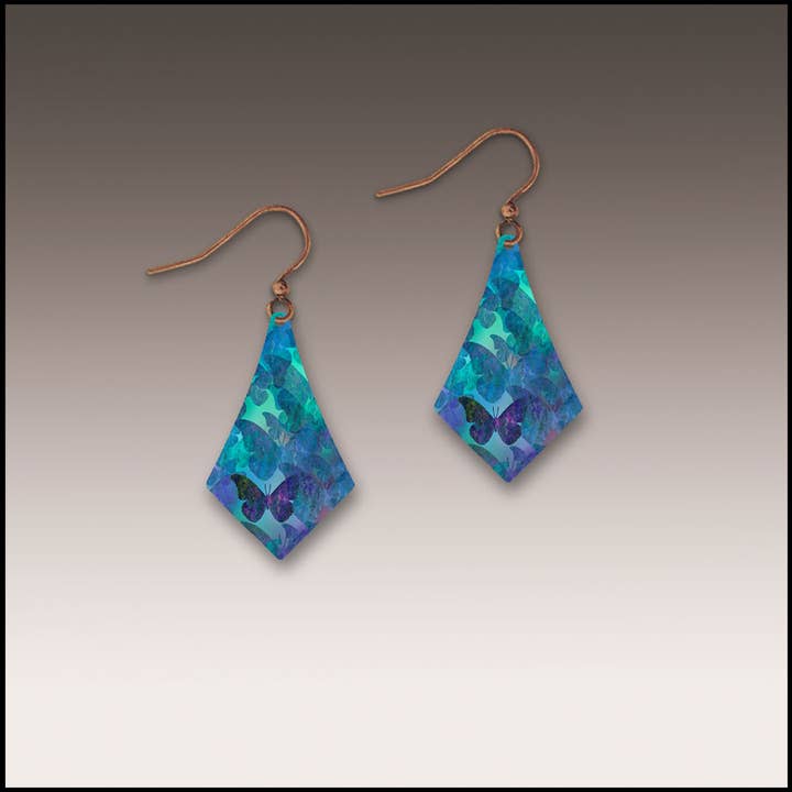 Blå fjärilsmönster dinglande handgjorda örhängen för wholesale av Illustrated Light & DC Designs