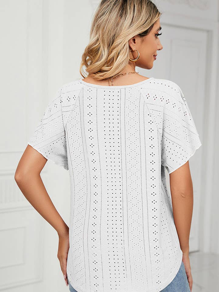 Lily Clothing - Wholesale Blouse - Women's - CWTTS0472_V NECK PUNCHING LACE UP RUFFLE LOOSE TOP3