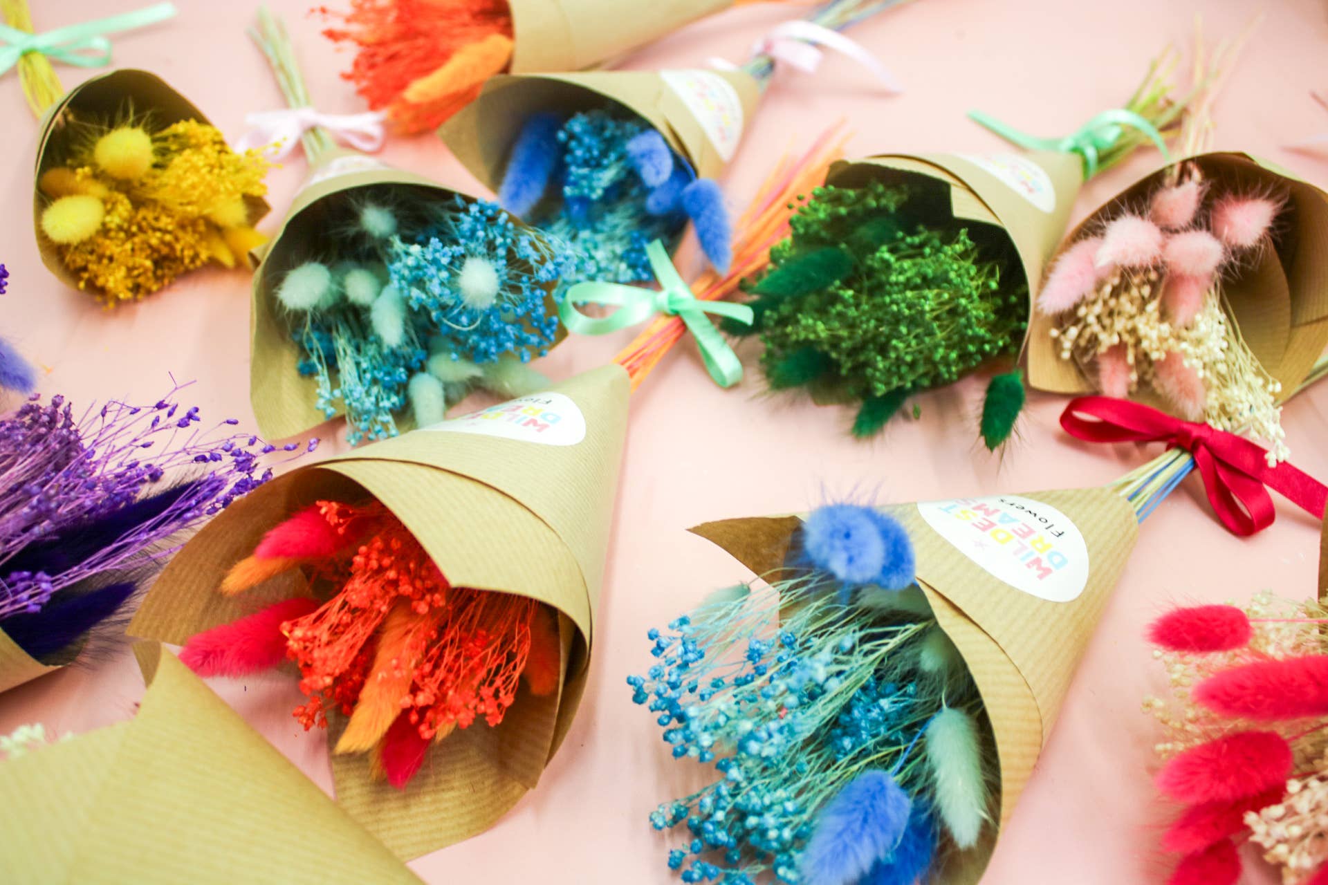 Wildestdreams.flowers - Wholesale Dried/Pressed Flowers - Orange Dried Mini Flower Bunches gift boxes 4