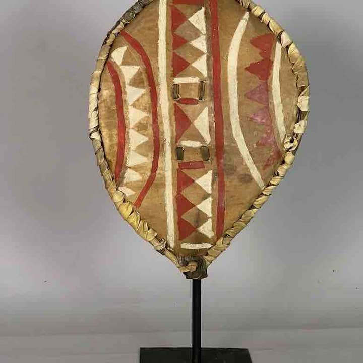 The Niger Bend - Vendita all'ingrosso Decorazioni da tavolo - Scudo Masai in difficoltà, in piedi - Kenya