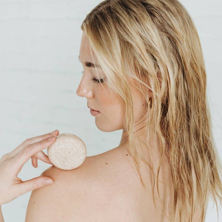 Zero Waste MVMT - Wholesale Shampoo Puck/Solid Shampoo - Shampoo Bar | Cedar + Patchouli | Zero Waste Hair Care7