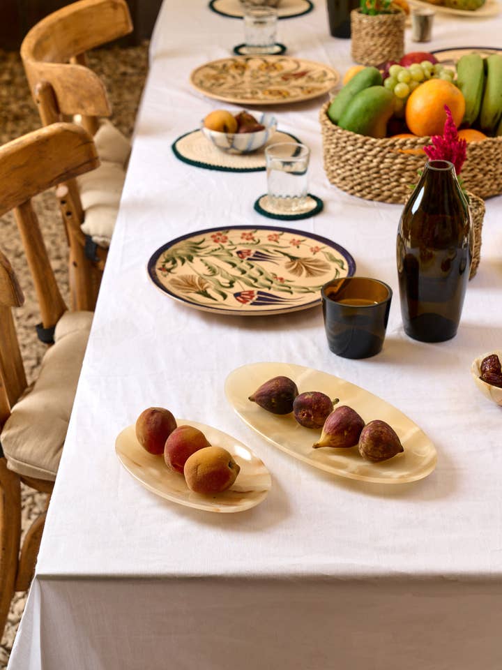 Natural Alabaster Accent / Serving Plates for wholesale by SŪQ