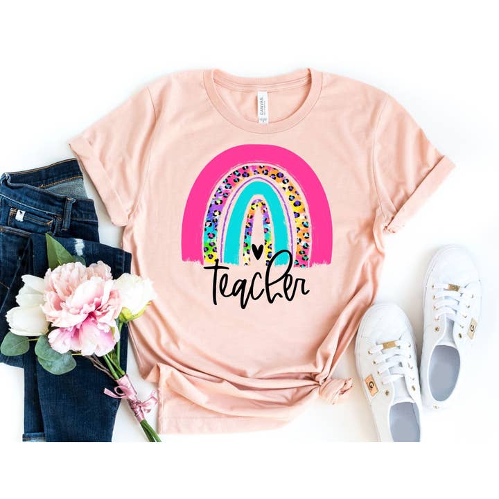 Chemise léopard arc-en-ciel Teacher - Teacher Shirt pour la vente par The Shirt Company