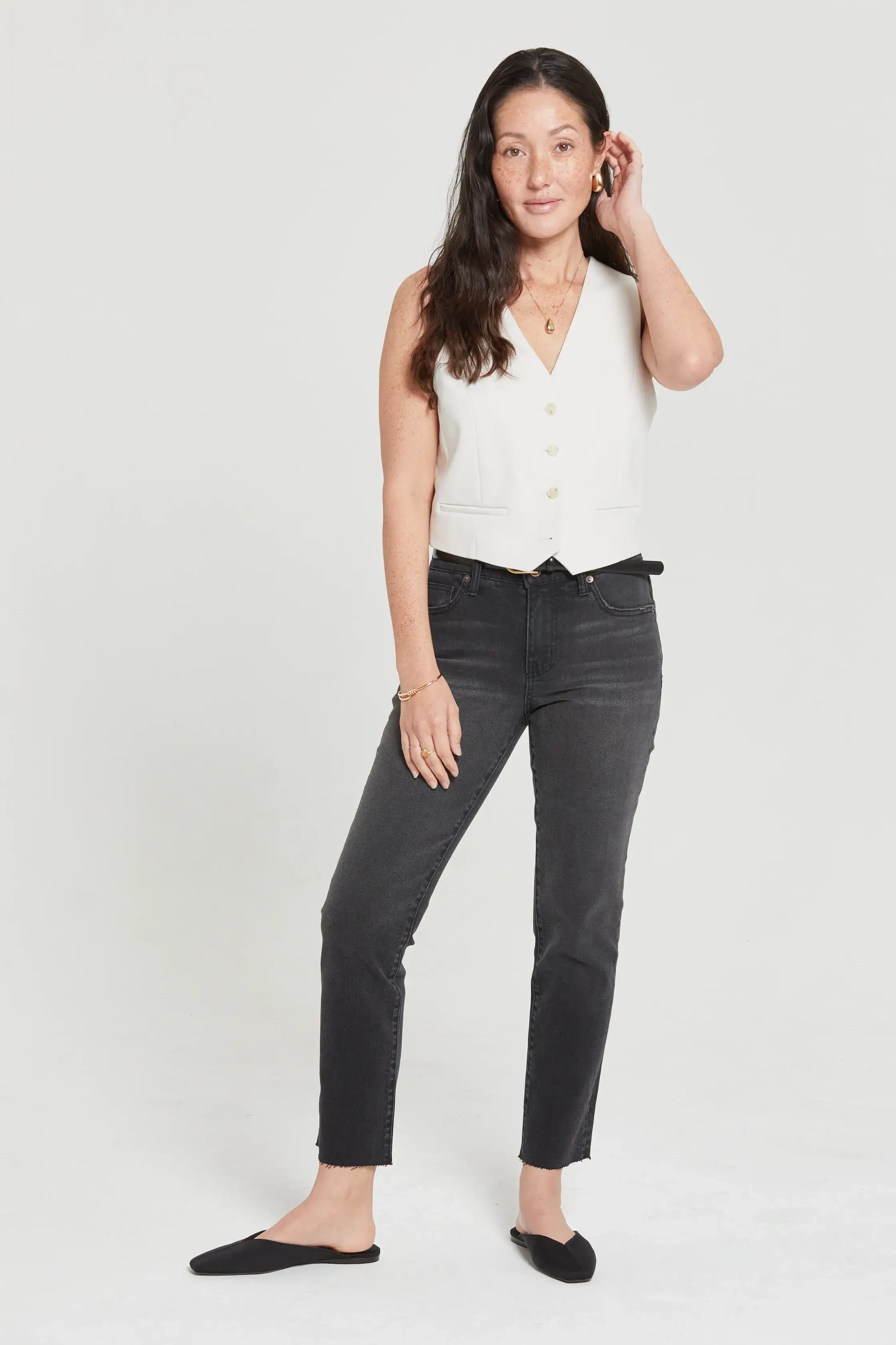 Crosby Mid Rise Relaxed Taper Jean, Washed Black  for wholesale on Faire4