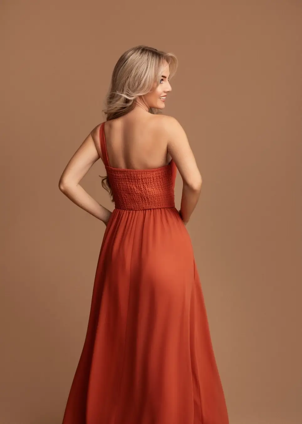 Eva & Lola - Epsilonn - Wholesale Gown - Women's - Long dress with slit at the thighs - R13869