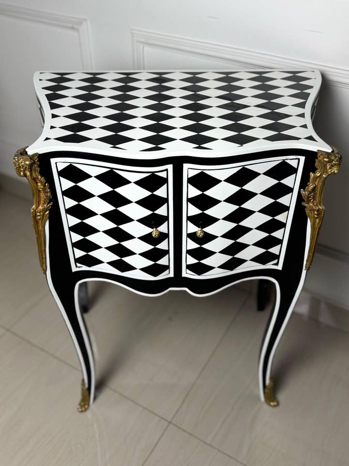 Unique Louis XV Courtly Checkered Side Table for wholesale by MALuxury Furniture