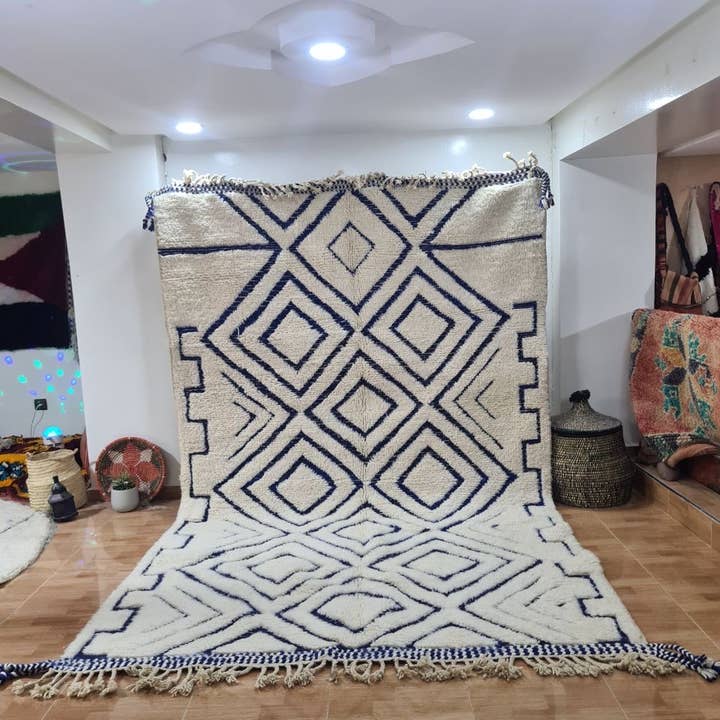 HANDMADE CARPETS MOROCCAN RUGS 200 - 300 cm 295 for wholesale by Maroccarpets Poufs and pillows wholesale +31648976894