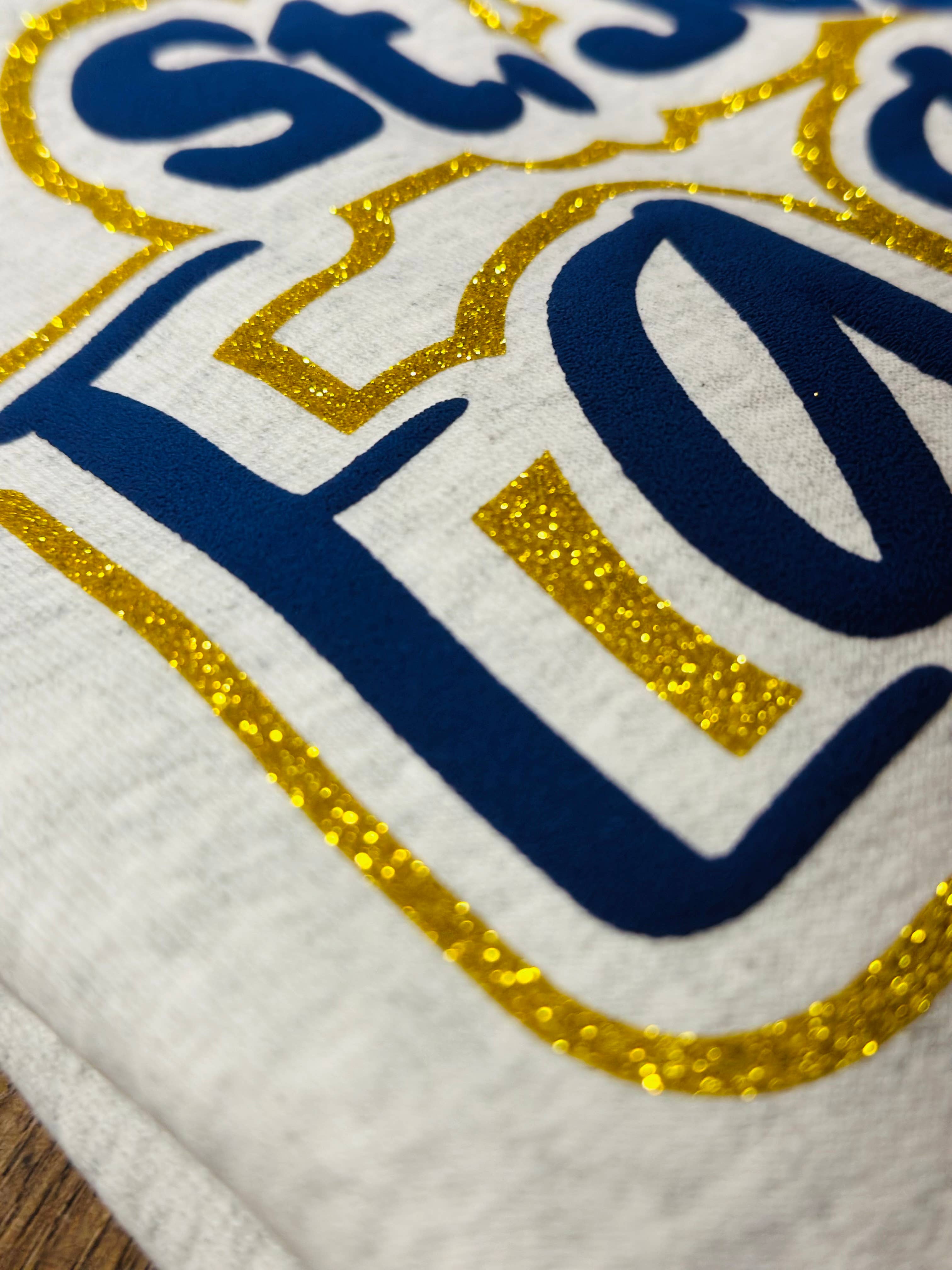 Sweet Southern Wholesale - Vente T-shirt sérigraphié – femme - Sweatshirts scolaires personnalisés. 2