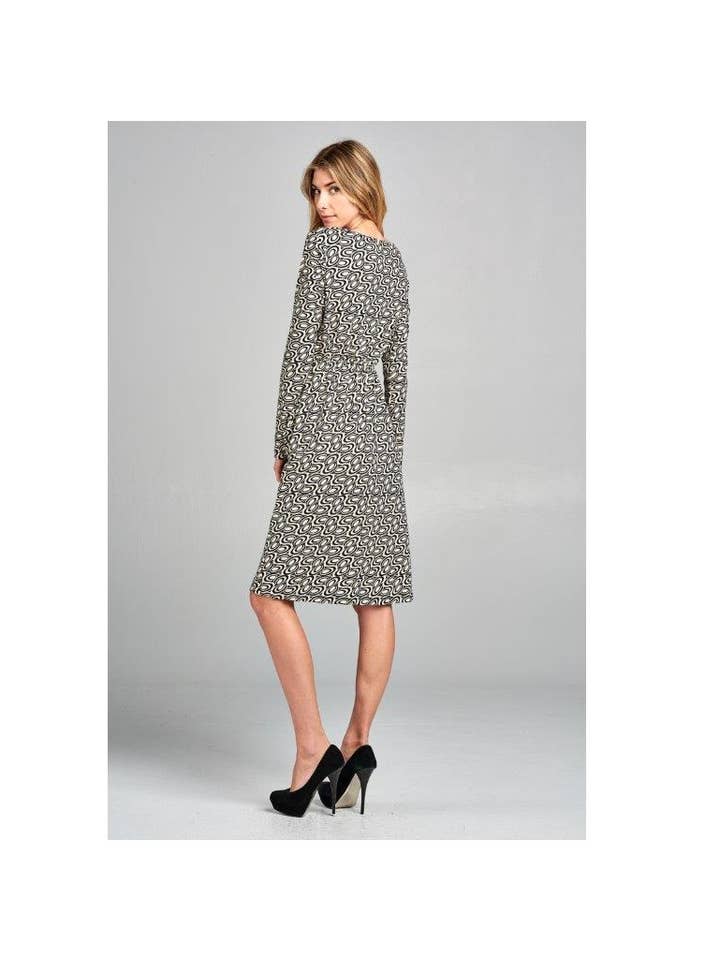 LKLUV - Wholesale Dress - Women's - Made in USA - Printed Long Sleeve Modern Cinched Midi Dress3