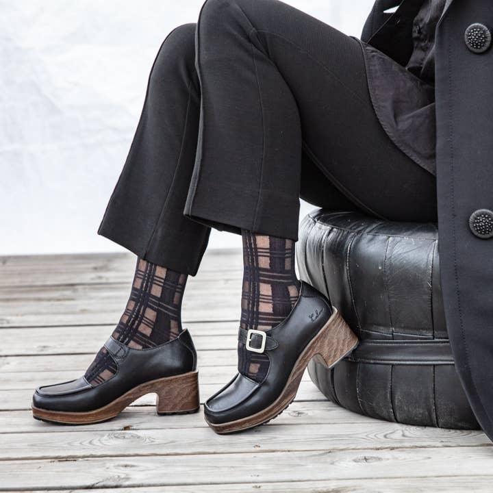 Nero Iwa Nero in vendita all'ingrosso su Faire4