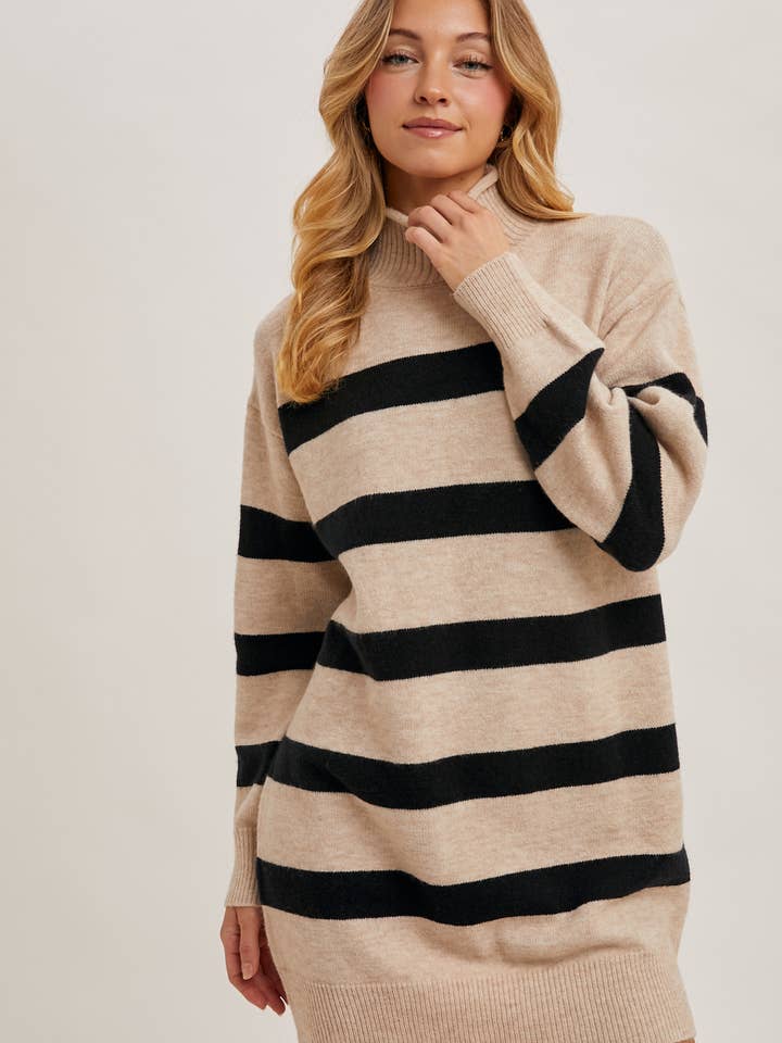 Bluivy - Venta al por mayor Vestido - Mujer - VESTIDO TIPO JERSEY DE PUNTO A RAYAS CON CUELLO ALTO