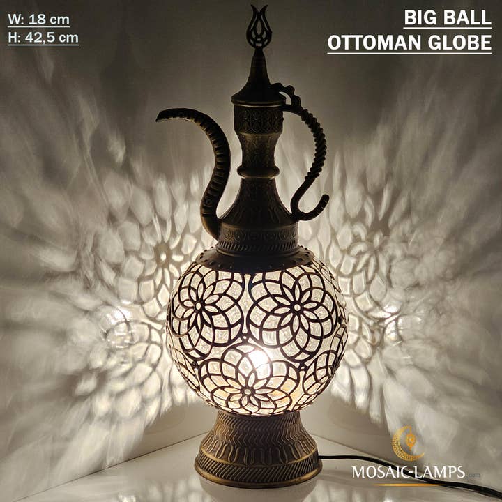 Mosaic Lamps - Wholesale Accent/Desk Lamp - Blown Glass 18 cm Globe Pitcher Table Lamp, XL Laser Metal B