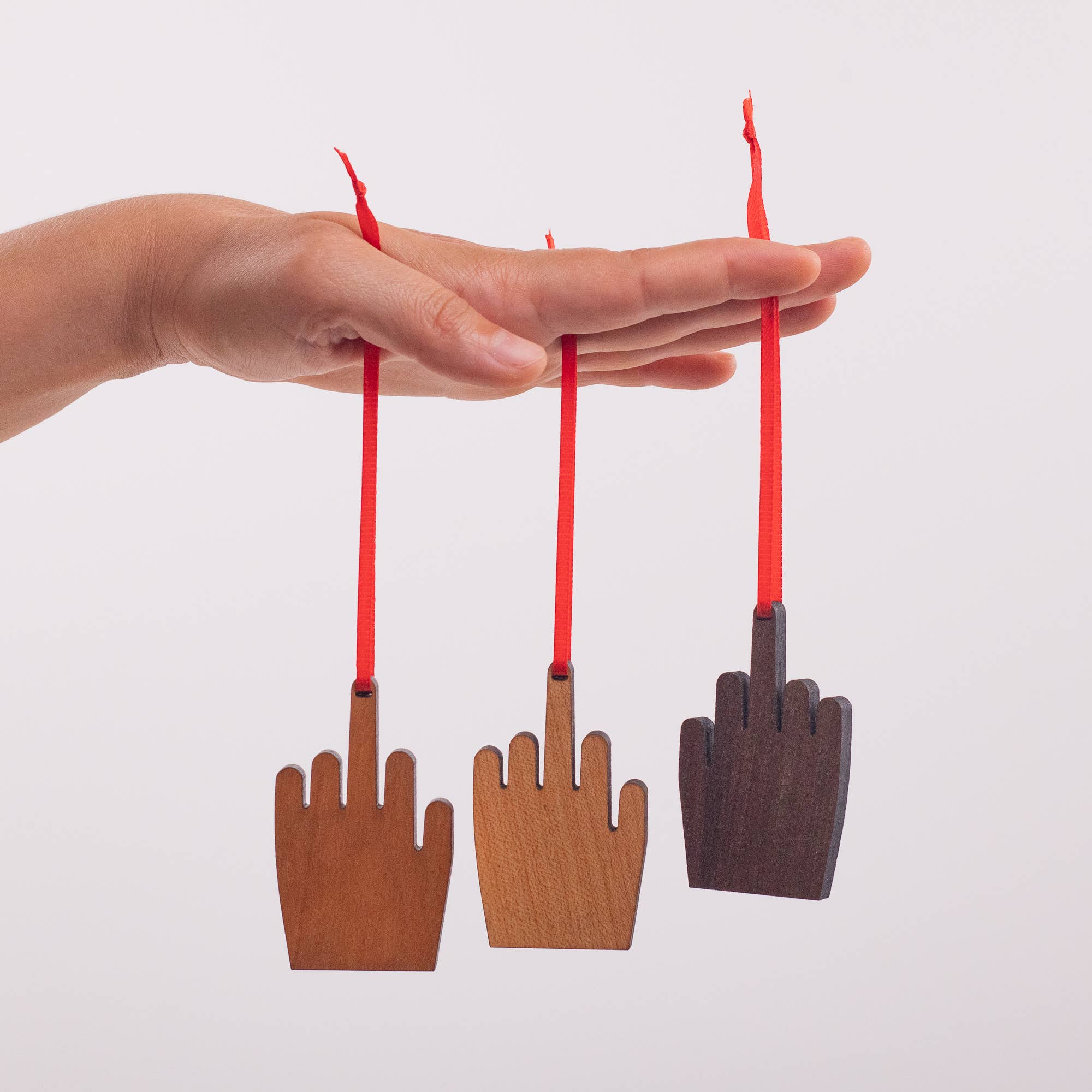 Collin Garrity - Vente Objets de décoration - Ornement de Noël du doigt du milieu1