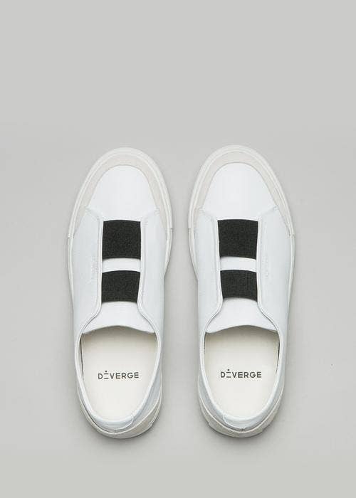 DiVERGE - Vendita all'ingrosso Sneakers di tendenza - Donna - Slip On V4 Snow White Floater con dettaglio Bone1