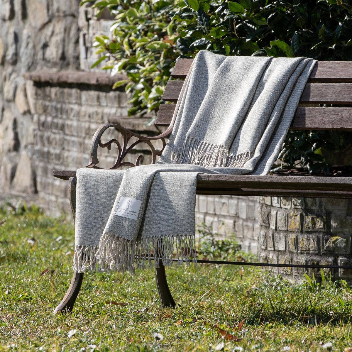 SOFIA TOSCANO - Vente Plaids - Jeté de table7