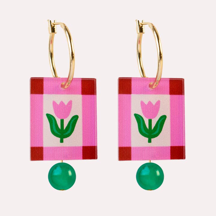 Boucles d'oreilles créoles | Rectangle rose à motif floral folklorique | Bijoux pour la vente par Natalie Lea Owen – Handmade Jewellery & Greeting Cards