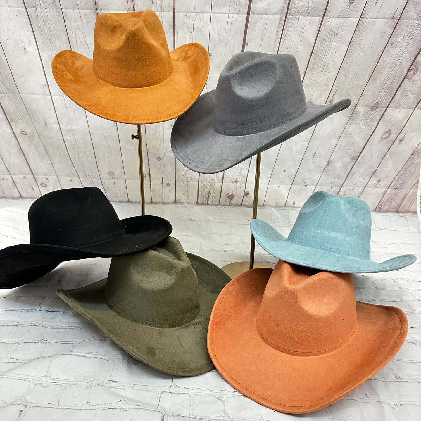 Queens INC - Vente Chapeau de cowboy – femme - Chapeau de cowboy en daim végan avec bord plat rigide16