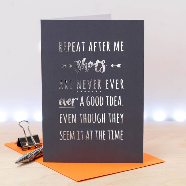 Carte d'anniversaire dépliée, les photos ne sont jamais une bonne idée pour la vente par Coulson Macleod (U.S. Duties Paid)