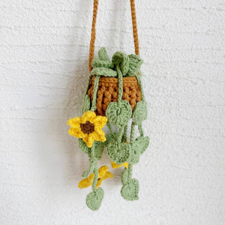 TOMOPOD LLC - Wholesale Car Decorative Charm - Unisex - Handmade Tiny Hanging Flower Baskets, Plant Crochet Decor4