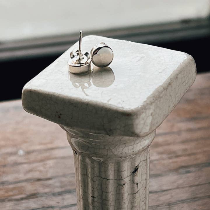 Comoda Stud Earrings - Silver for wholesale by Martini Metal Craft