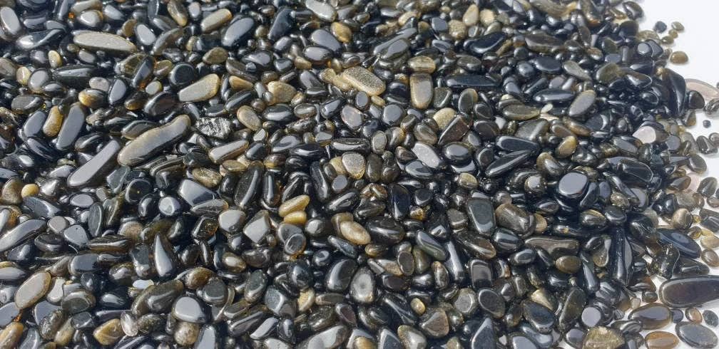 Distinction Crystals - Venta al por mayor Piedras/cristales espirituales - Chips de Cristal de Obsidiana Dorada Extra Pequeños0