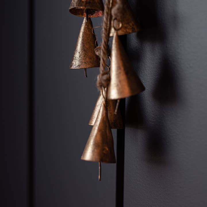 Luxe B Co - Wholesale Christmas Decoration - Tapered Bell Cone Cluster Christmas Decor2