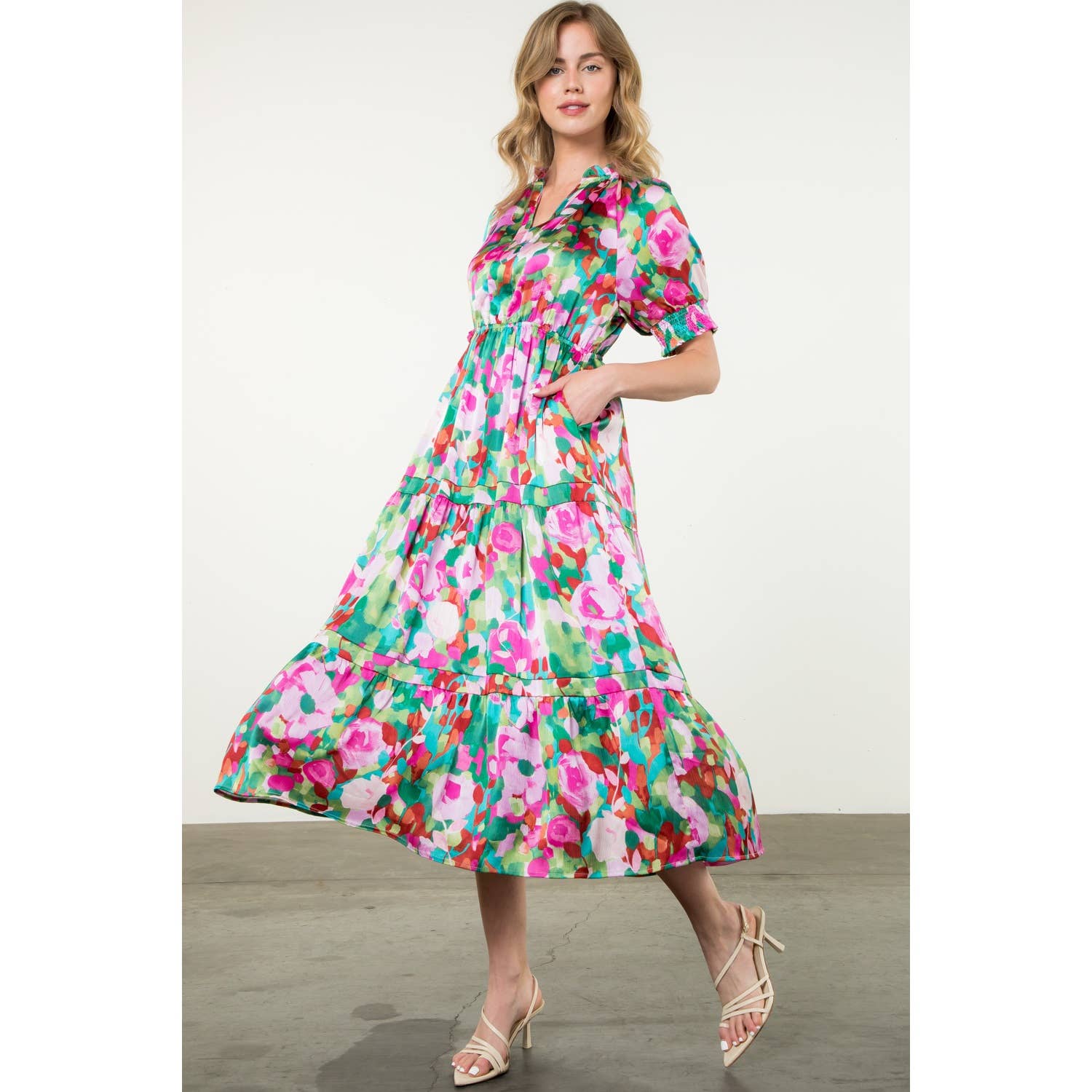 LILA Kortärmad flerfärgad klänning för wholesale på Faire8