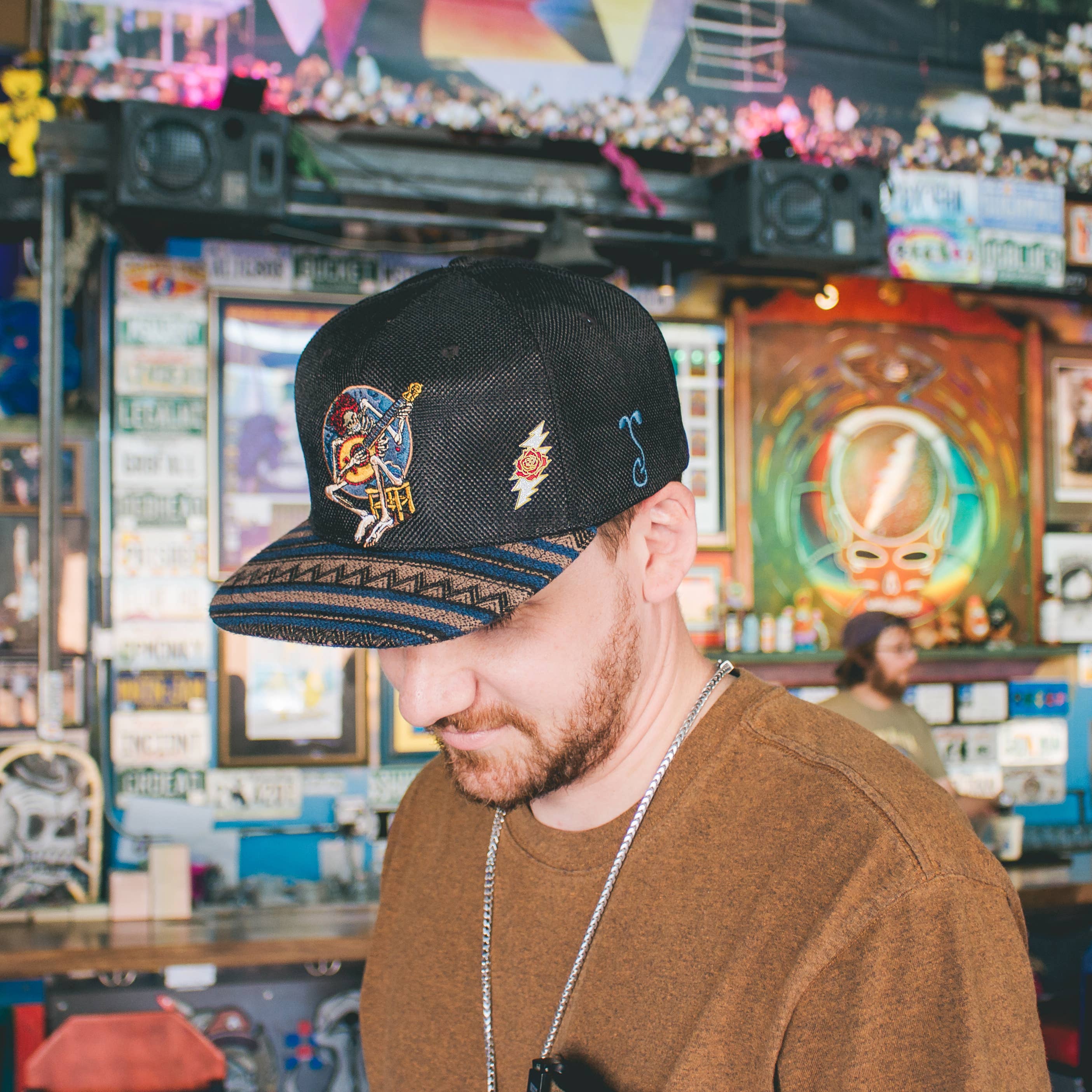 Hiouchi Jewels | Rose & Bolt Grateful Dead Jewelry - Wholesale Lapel Pin/Button - Grateful Dead / Rose & Bolt Logo Pin | Gold / Sparkle3