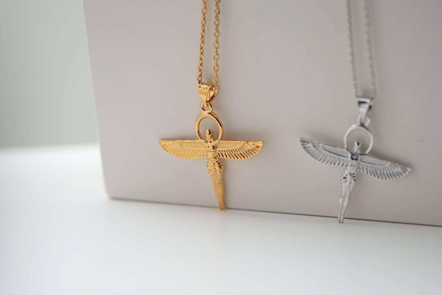 TALISMAN JEWELLERY (D&Fidanverdi, S.L.) – Engroshandel Halskæde med vedhæng – Gudinde Isis Vedhæng Egypten 18k Forgyldt4