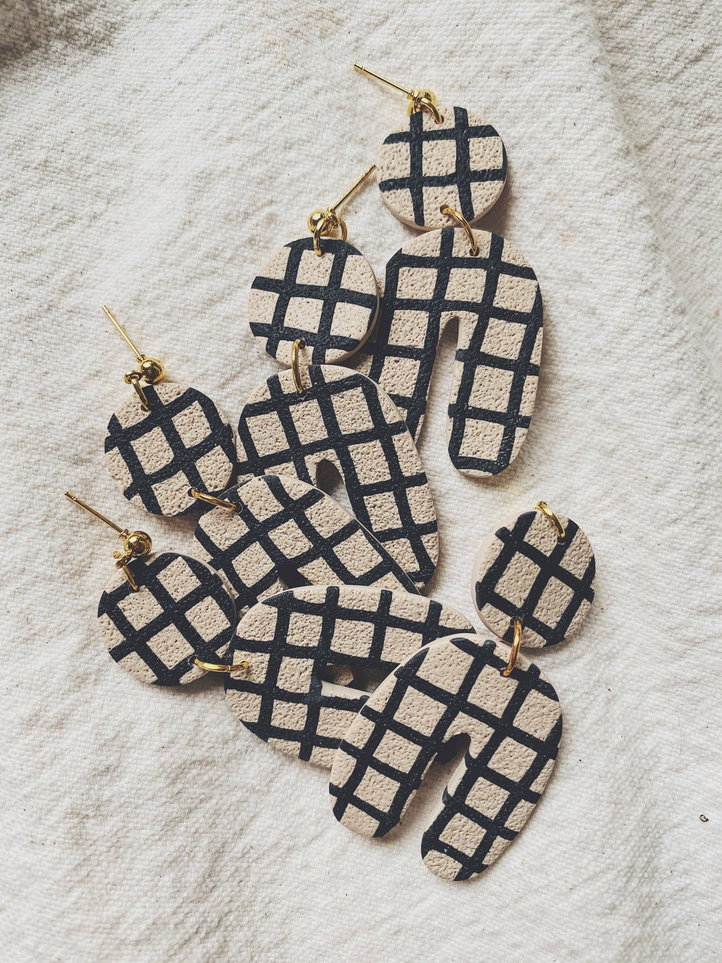 Whiskey + Wine - Vendita all'ingrosso Orecchini pendenti - Orecchini Finn Grid1