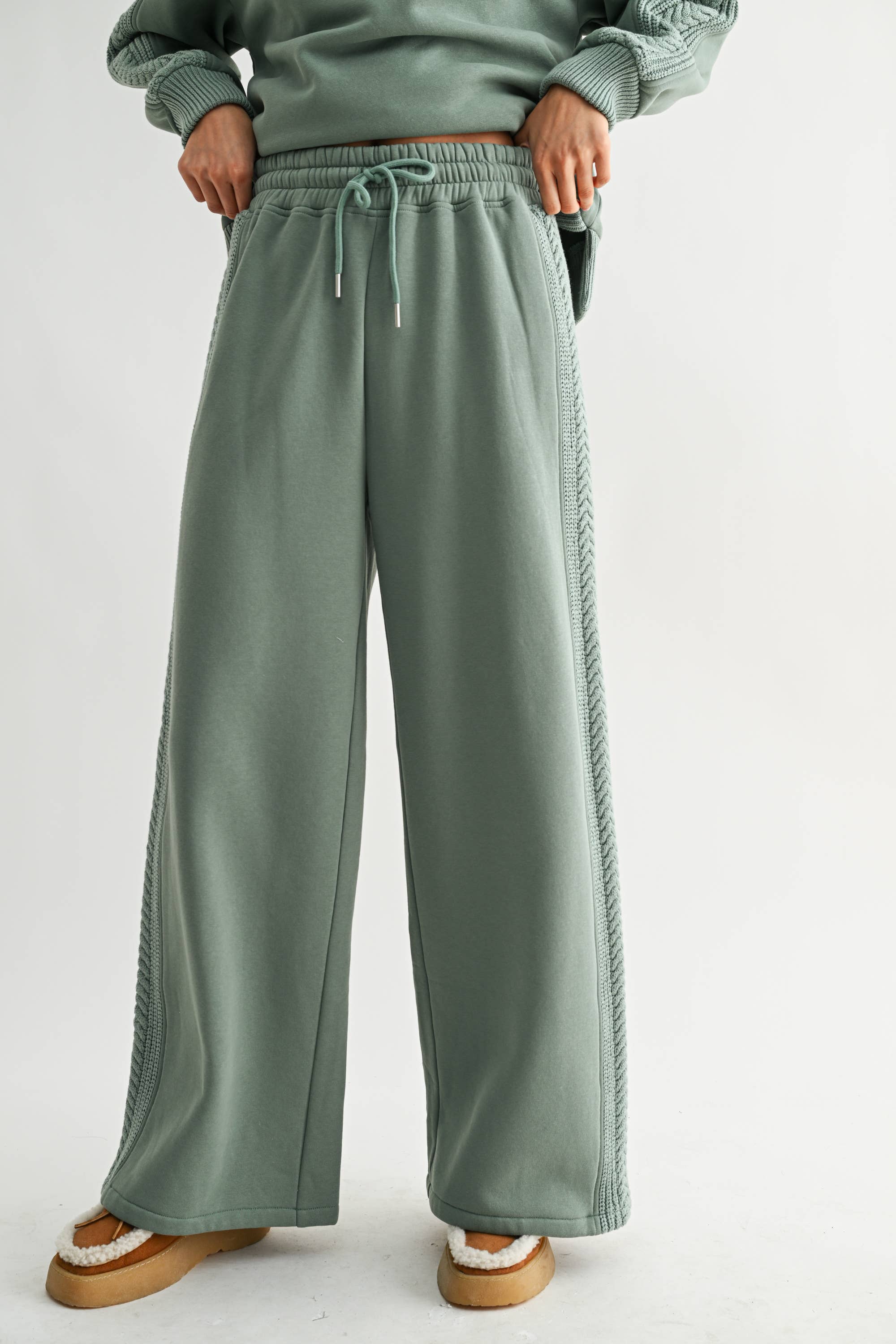 Camellia – wholesale Tops set – Women's – CS10248E CABLE KNIT TRIM OVERSIZED LOUNGE SET32