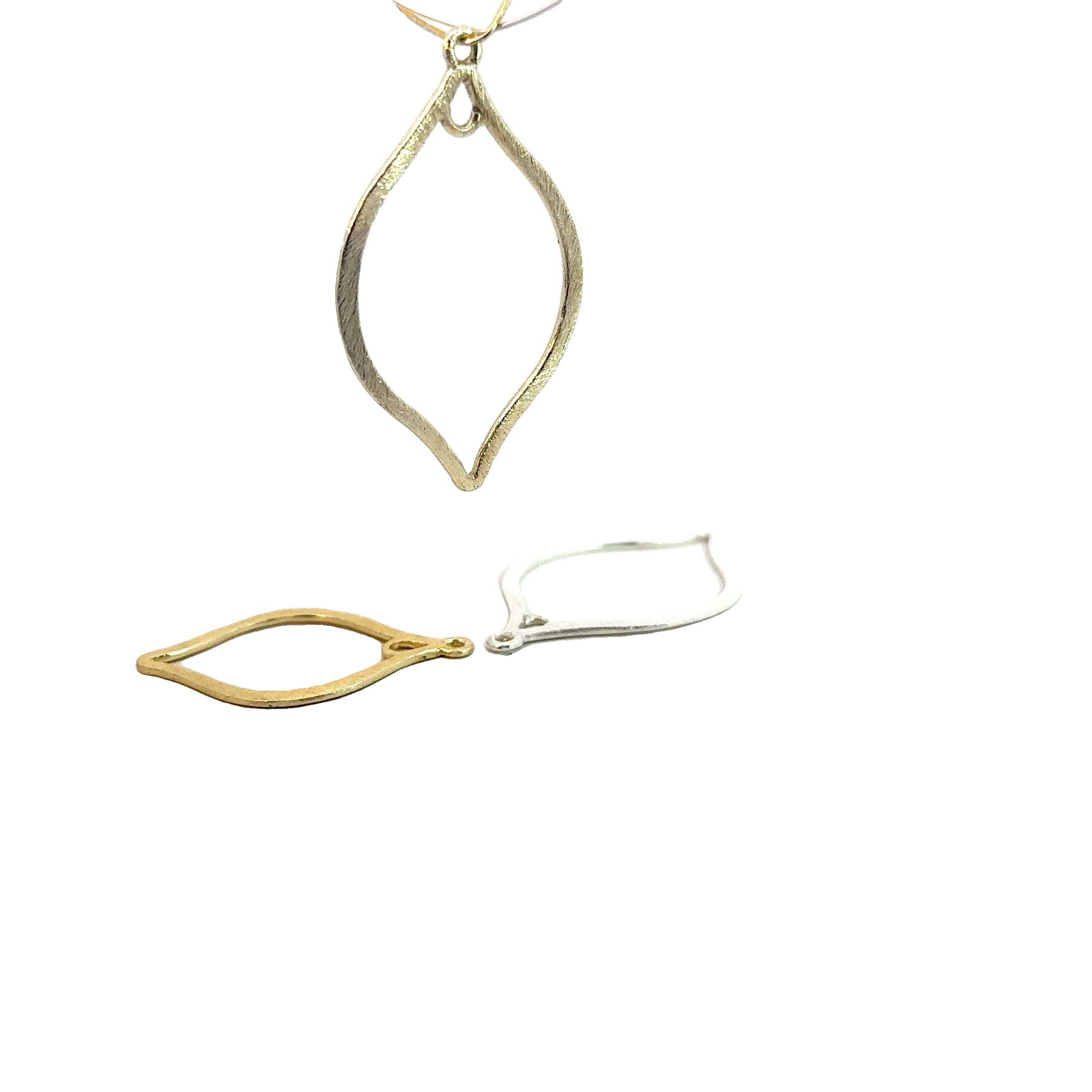 Purity Beads – Engroshandel Håndværk forsyninger – Guldfinish og sølvbelagt, Gunmetal E-belagt, børstet finish, øreringskomponenter, to løkker, to størrelser: 47mx30m, 39mx29m9