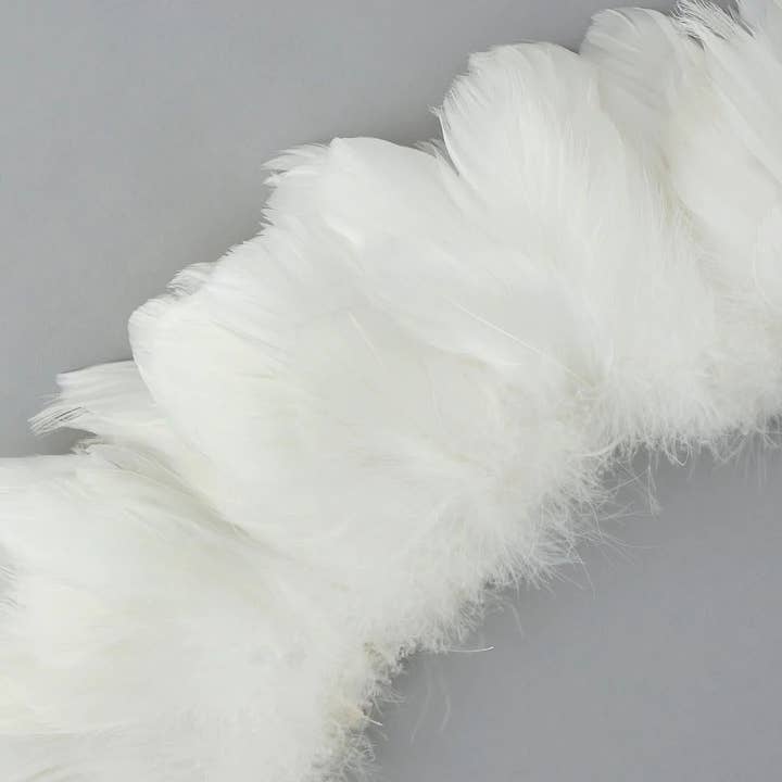 Zucker Feather Products – wholesale Hantverkstillbehör – Goose Coquille fjädrar färgade vita