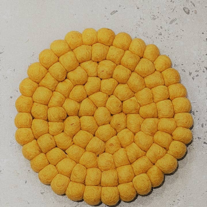 Cool Trade Winds - Wholesale Placemat - Fun Felt Wool Ball Placemat / Trivet1