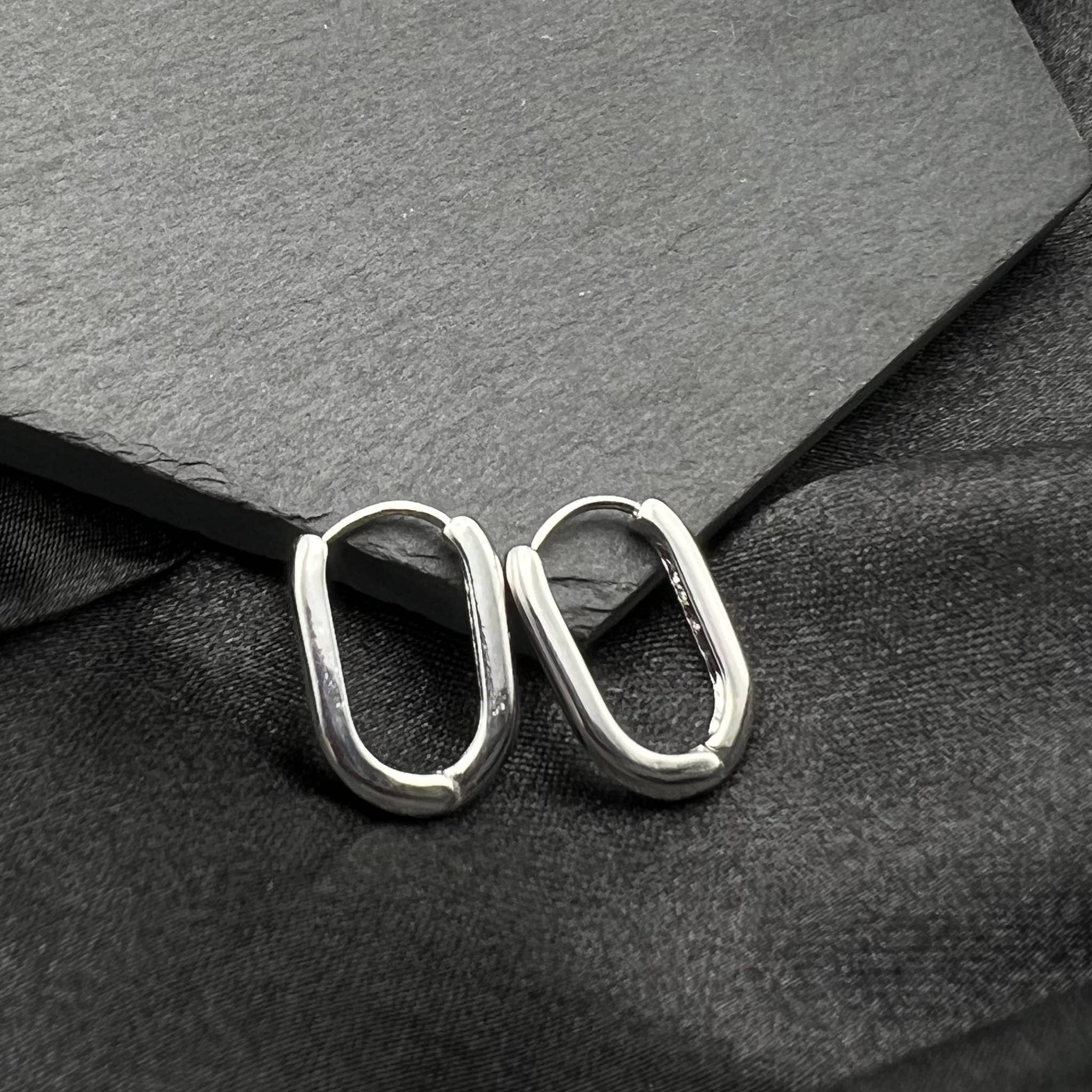 Howard's - Wholesale Hoop Earrings - Link Huggie Hoop Earrings2