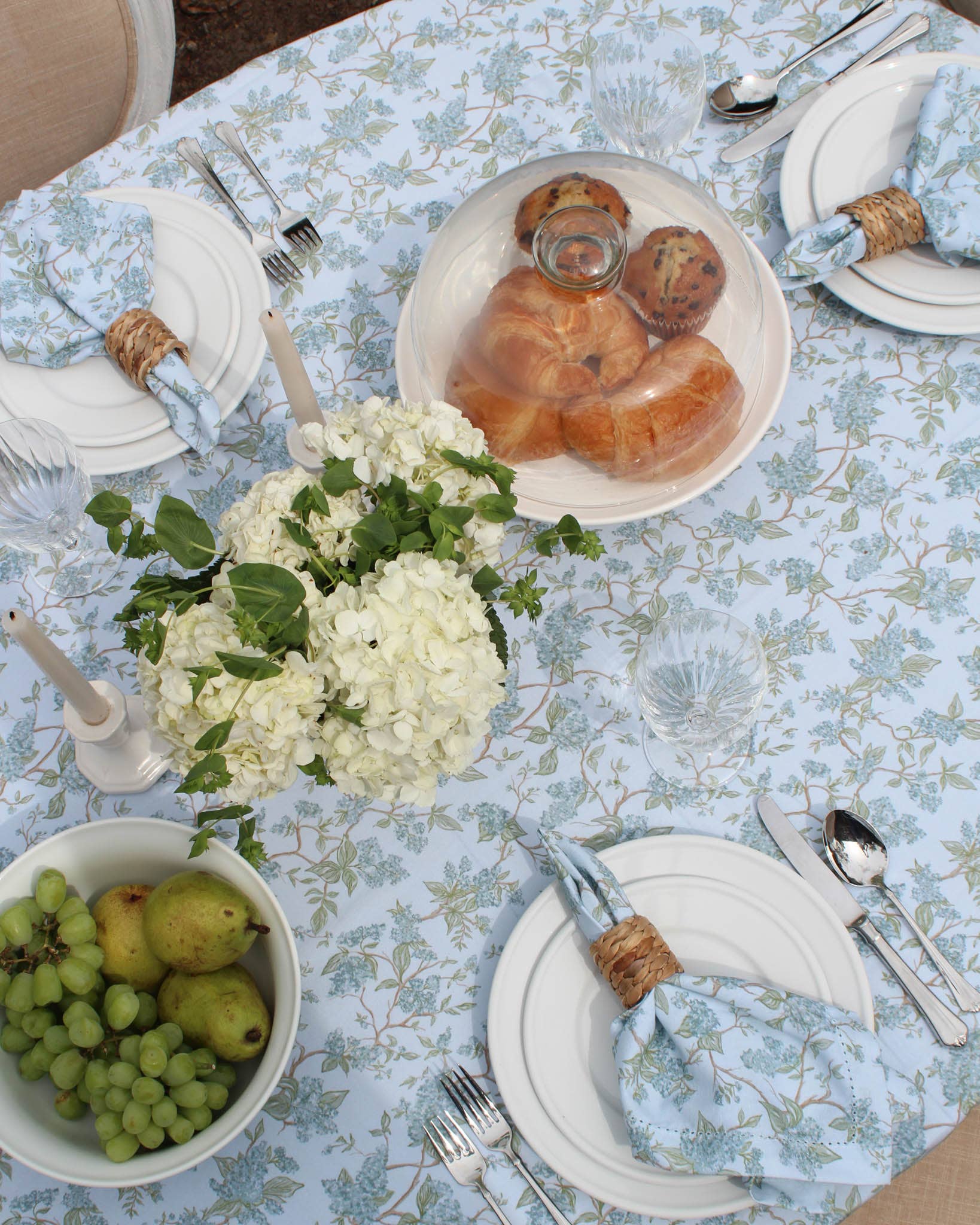 Hyacinth Blue Floral Cotton Tablecloth For Spring and Wedding Table for wholesale on Faire8