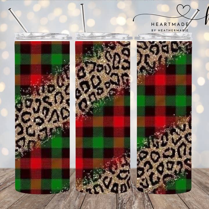 Gobelet à carreaux de Noël et imprimé léopard pour la vente par Heartmade By Heather Marie, LLC