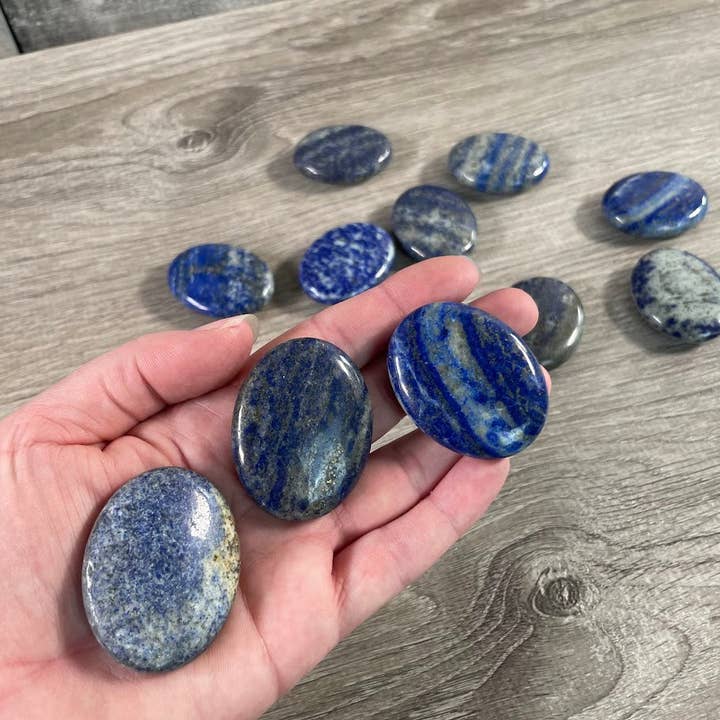 Keystone Crystals - Wholesale Spiritual Stone/Crystal - Gemstone Palm Stones 45mm – Bulk Crystal Supplies17