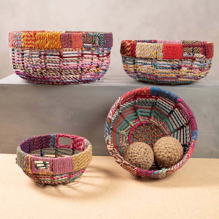 India Handicrafts Inc - Wholesale Basket - Multi-Color Jute Weave Border Round Handle Baskets,S/4