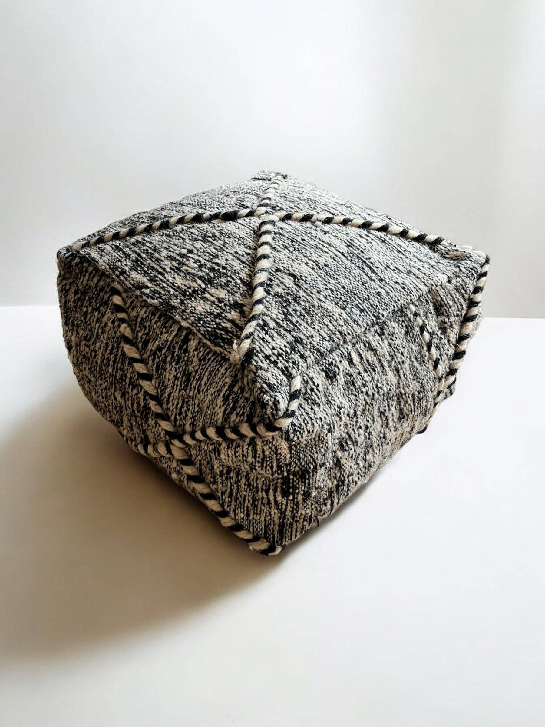 LEY! – wholesale Floor pillow – Small Floor Cushion - Mica Mini1