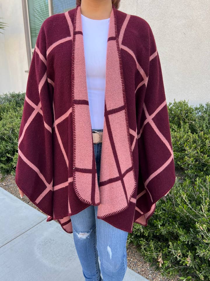 Justin & Taylor – wholesale Kimono – Women's – Shiver | Plaid Kimono Two-Toned Fall & Winter Shawl2