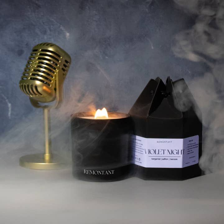 Violet Night | Knisternde Dochtkerze aus Holz für den Großhandel von The Remontant