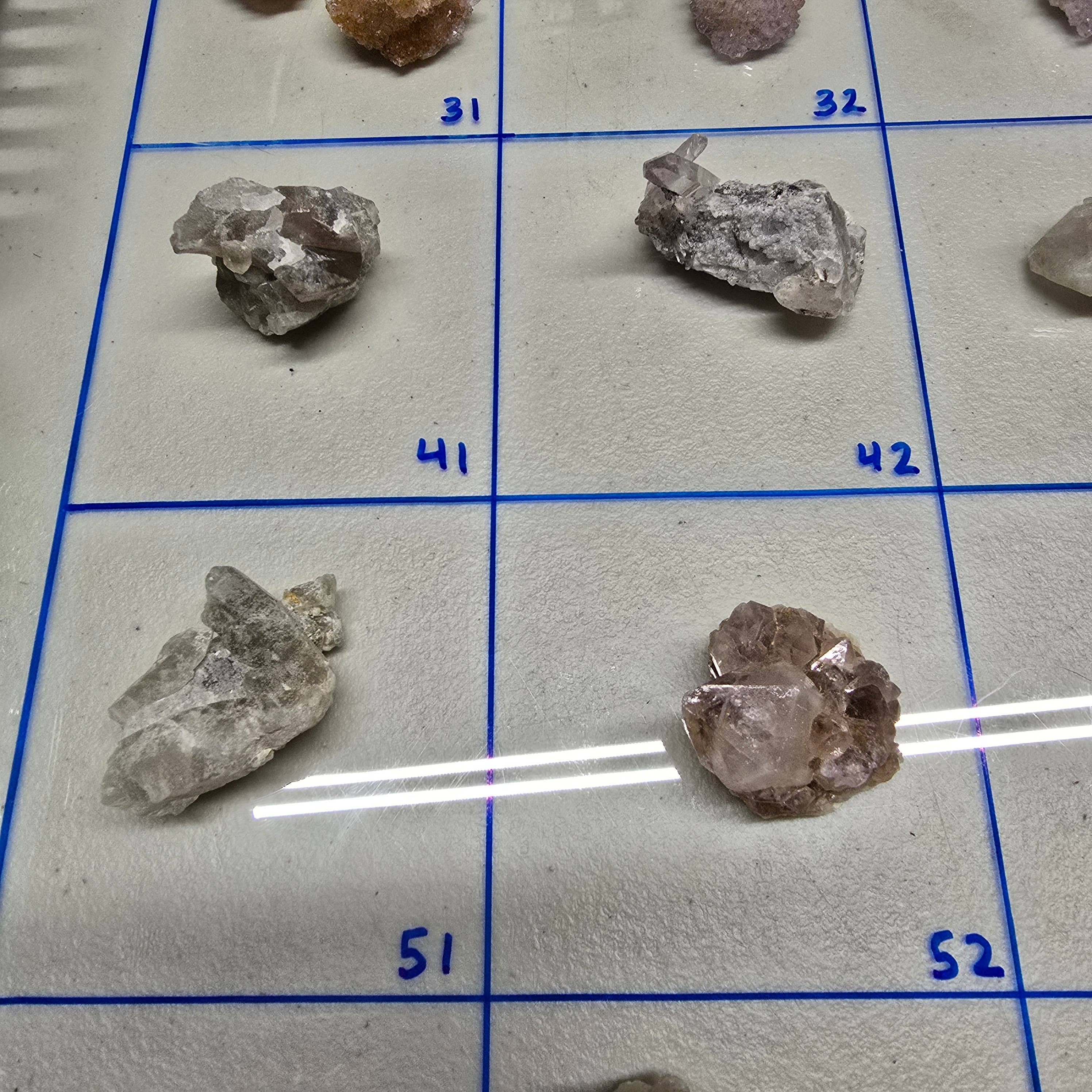 Fantasia Mining - Vendita all'ingrosso Pietra/cristallo spirituale - Quarzo Spirituale / Quarzo delle Fate / Quarzo Sudafricano (Blu-2)10