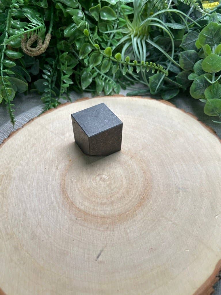 Copper Ashes - Wholesale Spiritual Stone/Crystal - Graphite Cube3