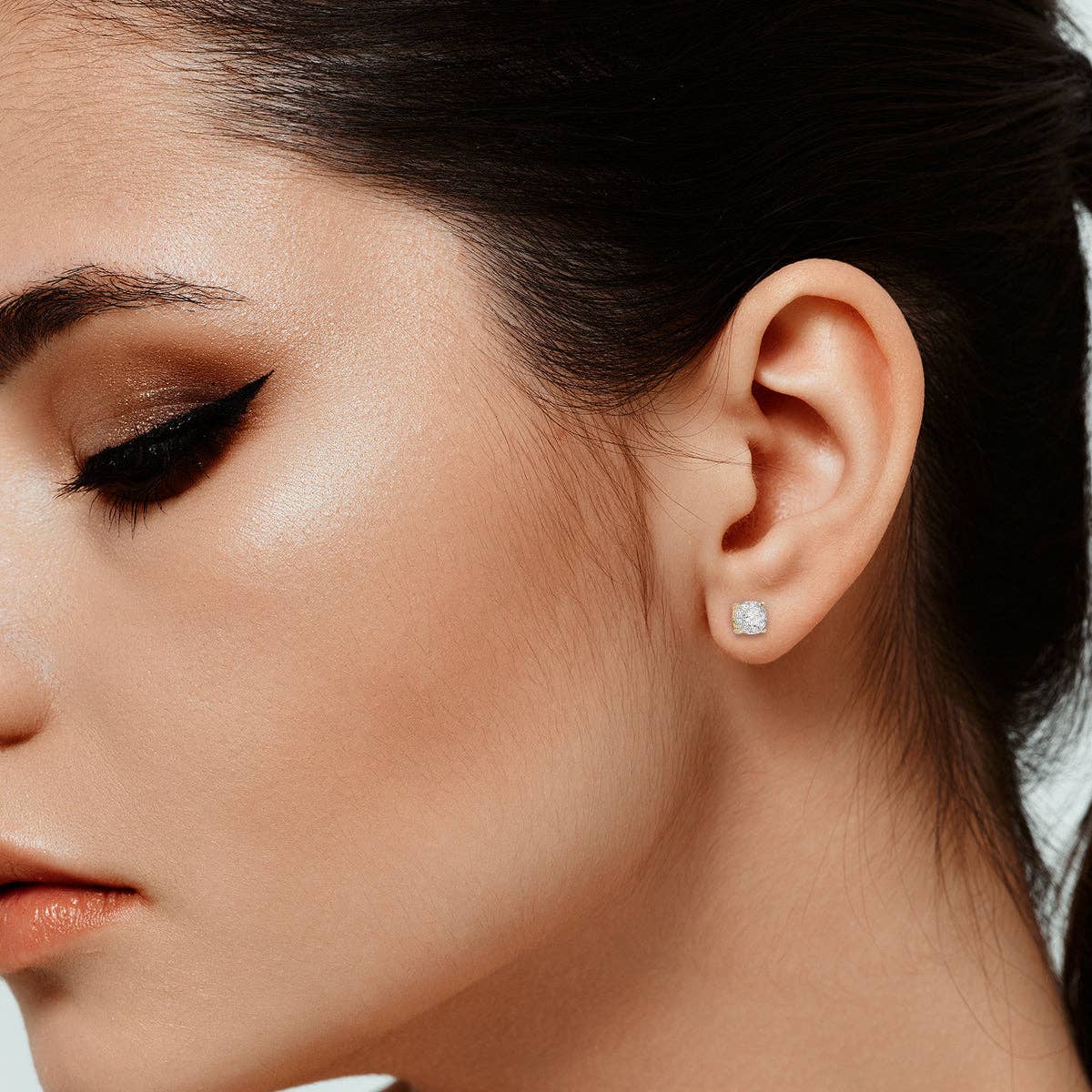 LuvMyJewelry (LMJ) - Wholesale Stud/Post Earrings - Medi Cluster Stud 14K Yellow Gold Diamond Earrings 0.34 ct. tw.4