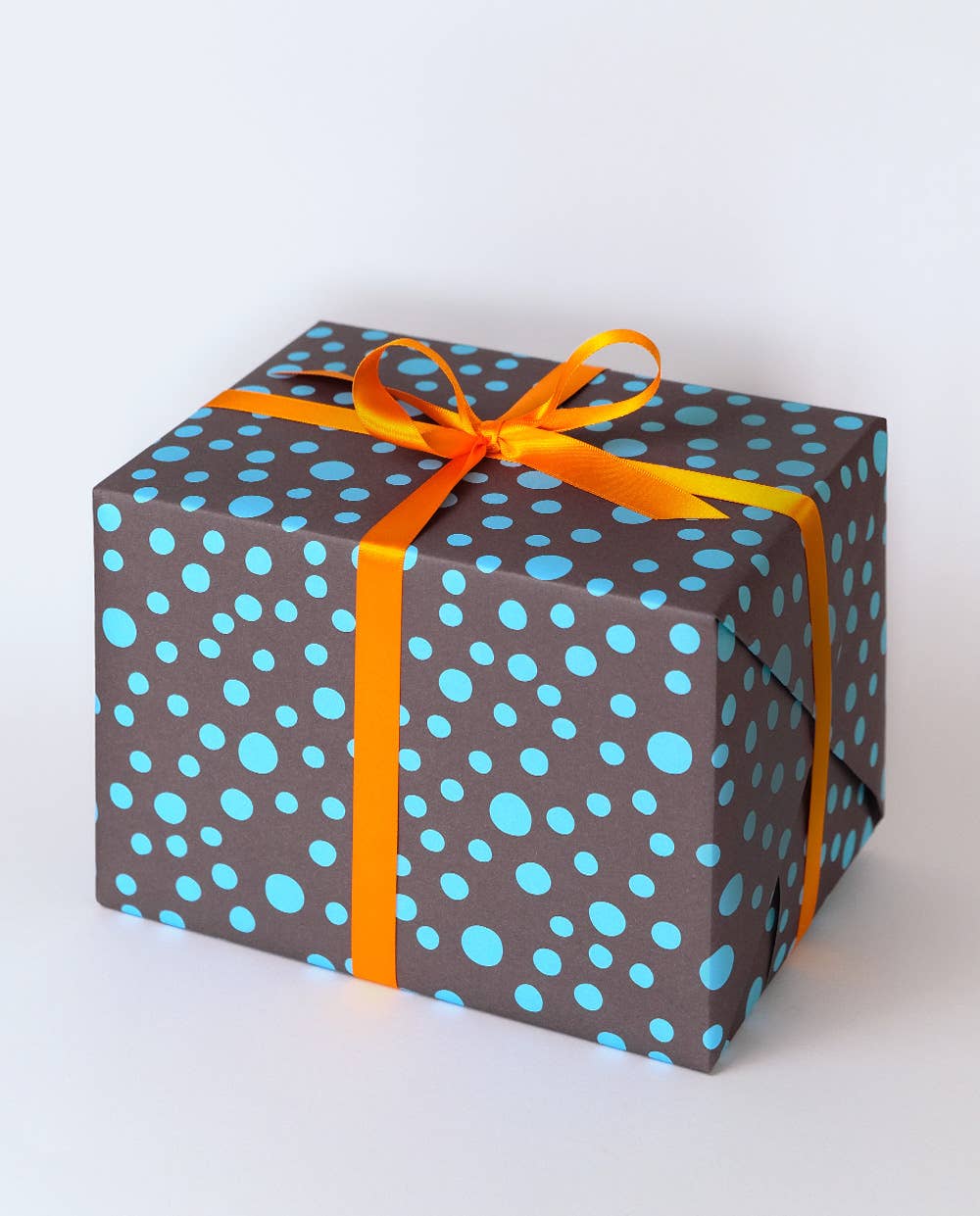 Haferkorn & Sauerbrey - Wholesale Flat Wrap - Small Blue Dots Wrapping Paper0