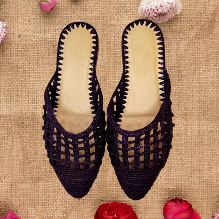 Raffia Chic: Custom-Made Raffia Footwear for Women for wholesale by LaMaisonBerbere