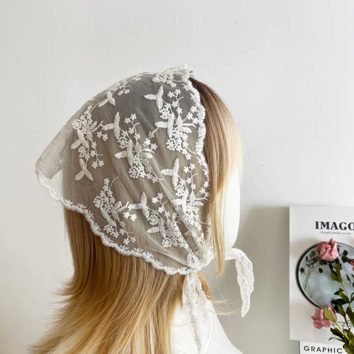 Retro spetsklöverhalsduk, blommig triangulär halsduk, bälte för wholesale av SoapElenGlen