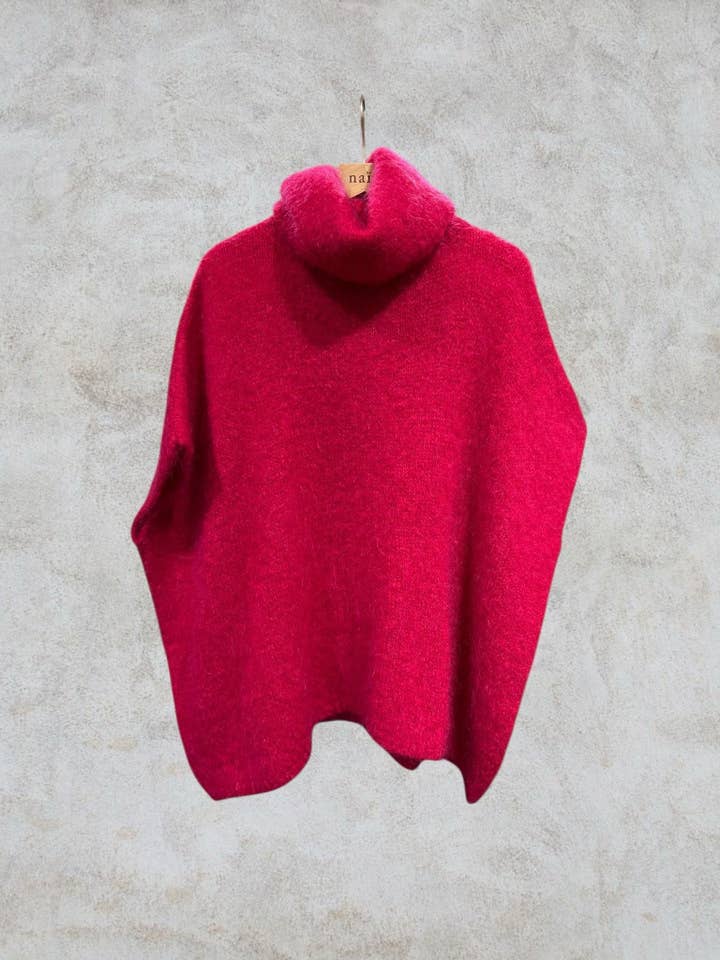 NAÏS PARIS - Wholesale Poncho – Women's - TURTLENECK PONCHO SWEATER23