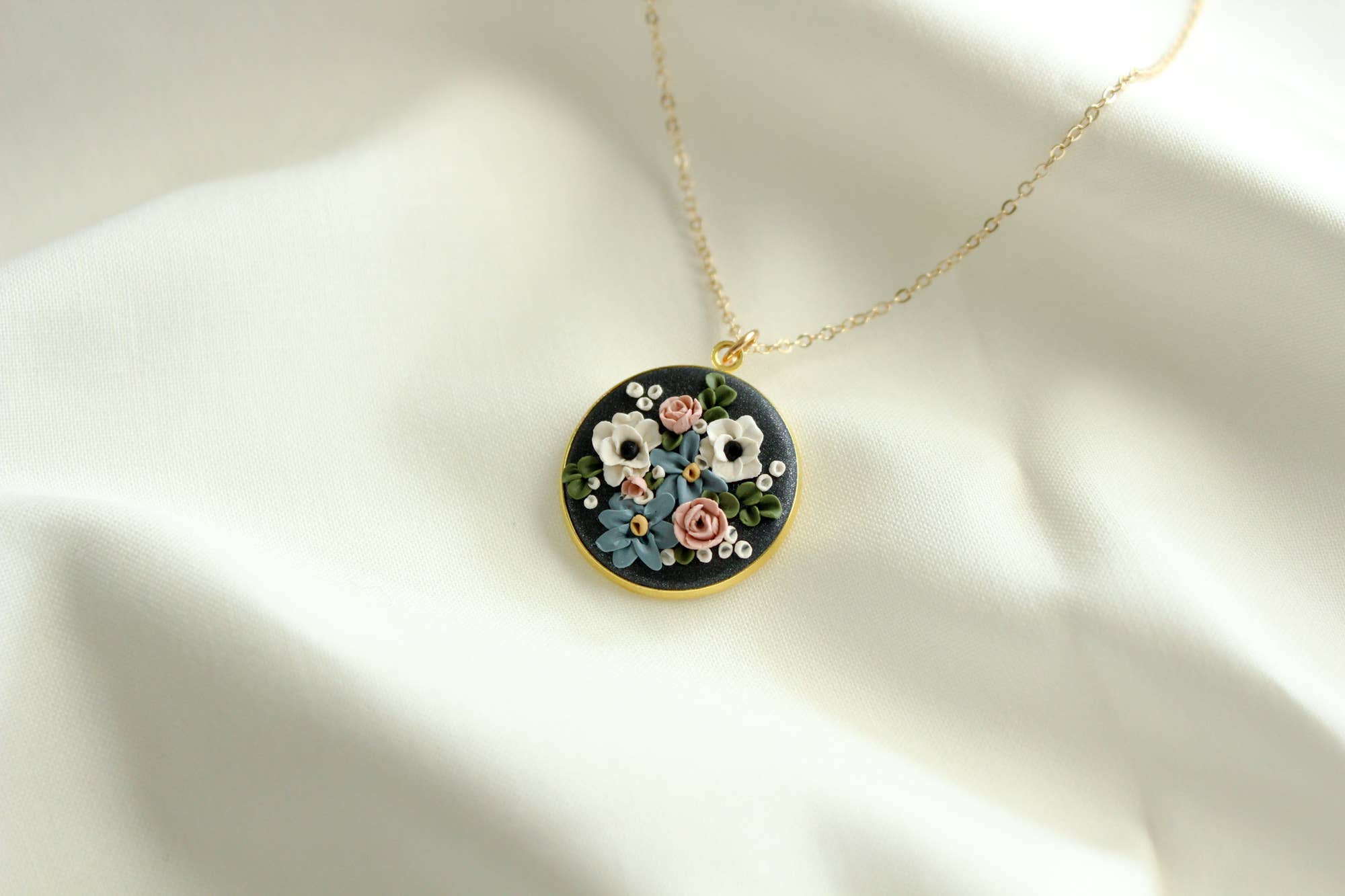 The Watermark Design - Wholesale Pendant/Charm Necklace - Wildflower Bouquet Necklace1